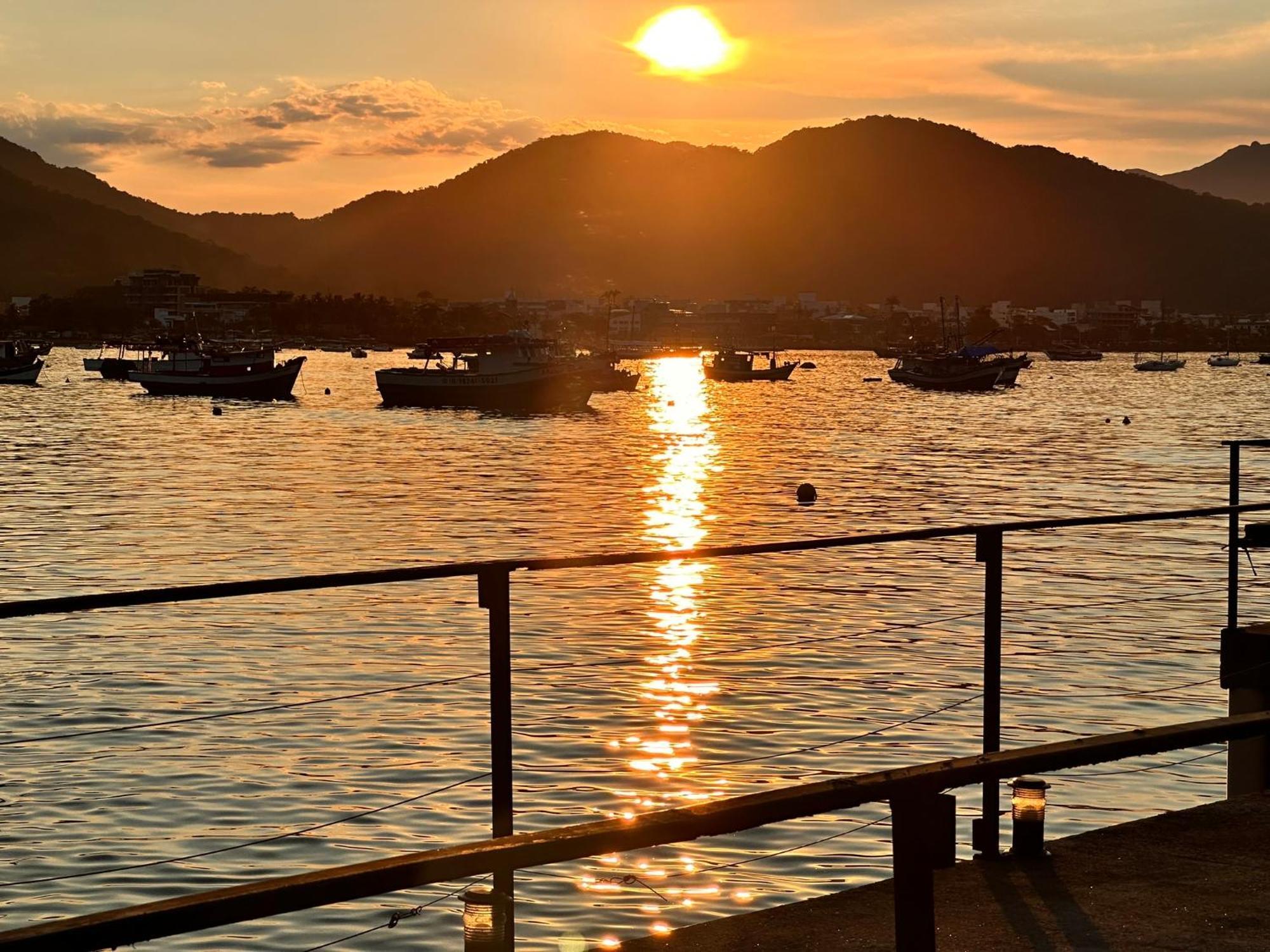 1819 Marine Hotel Ubatuba Extérieur photo